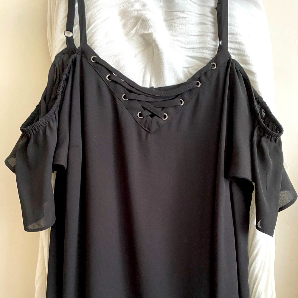 Torrid black spaghetti strap cold shoulder top